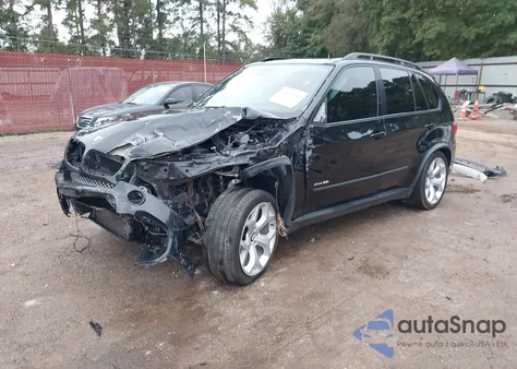 2013 BMW X5 z USA, uszkodzony, nr VIN 5UXZV4C58D0E11791